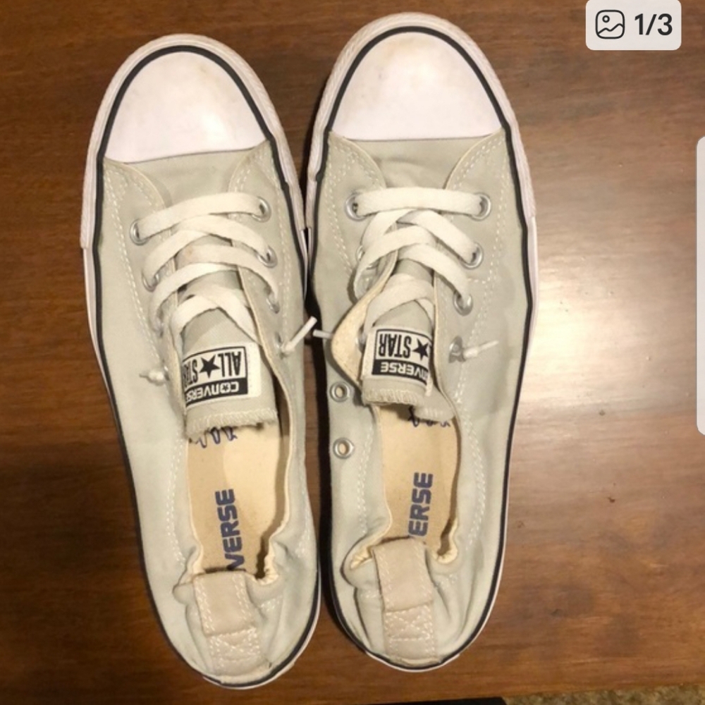 👙💮Converse slip ons with laces